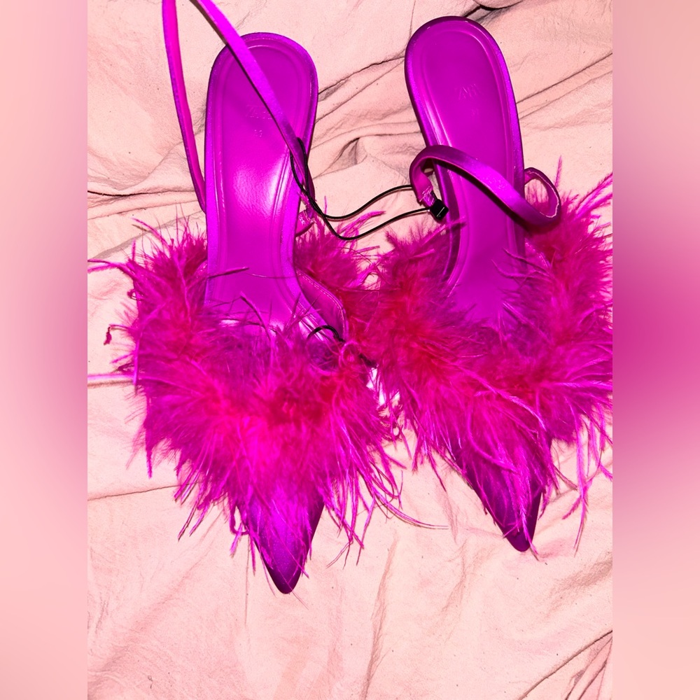 Hot pink Zara pumps